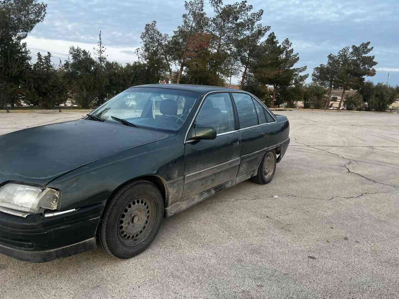 يالله سلام عليكم اوبل اميكا موديل 1992 كير محرك شرط حجم المحرك 20 صبغ مابيها خياس مابيها شرط التحويل كوبون ورقي دخل نظيف مابيه شي الطخم جديد التايرات جدد 
السياره اي نقص مابيها سنويه ٢٩ السعر 33 وبيها مجال رقمي *********** بي واتساب
