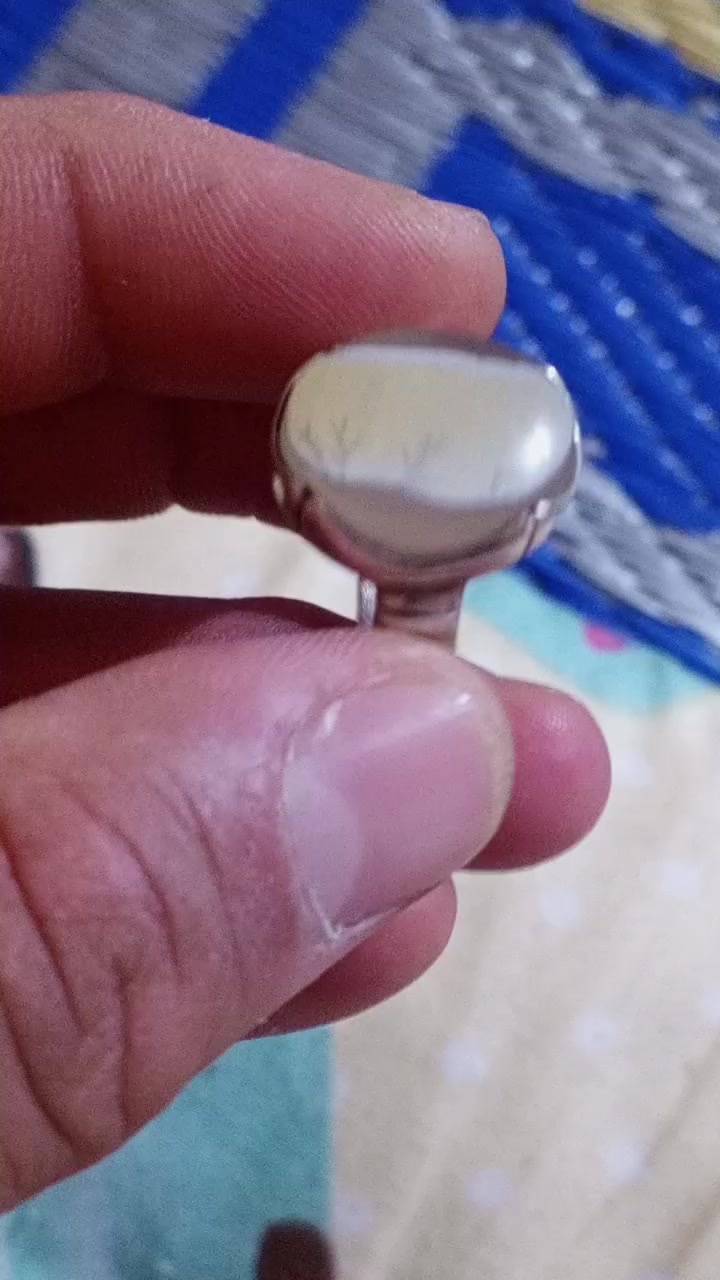 محابس منوعه للبيع شلع القطعه على 50
صياغات حلوه مرتبه شرط احجار اصليه 
الاتصال على الرقم ***********واتساب
