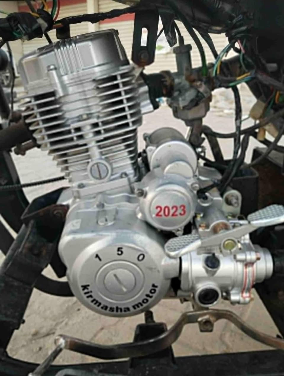 تعمير اوراق اصولي للبيع
مكفوله شاصي 2010محرك برغي مامفتوح بي جمره 2023كل نقص مابيه كهربائيات شغاله مصبوغ حراري شكلها نفس الصور خاص متواجد الرقم(***********)..السعر 1350مجال بسيط
