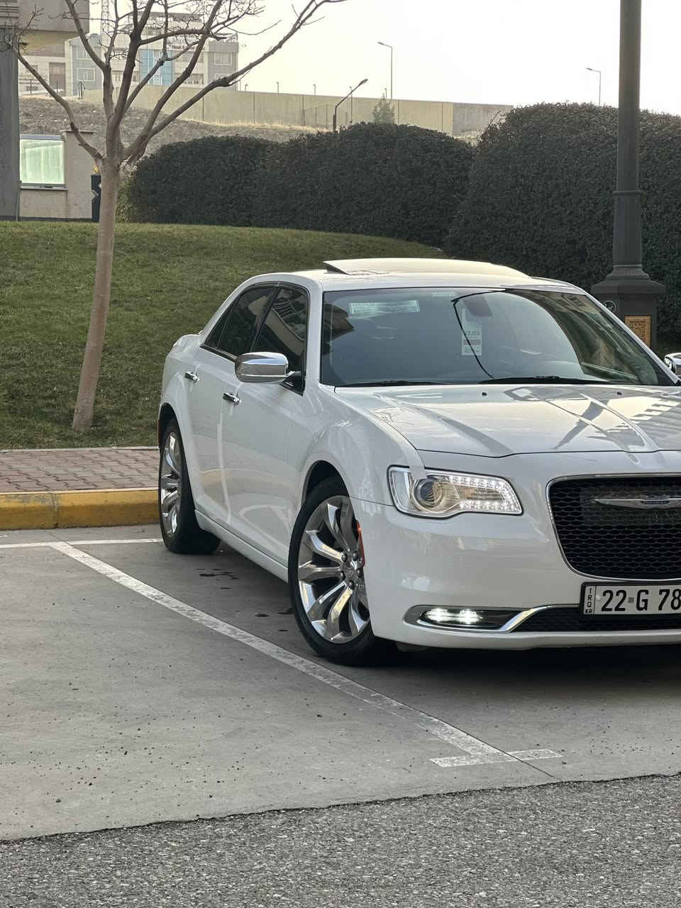 سلام عليكم اوباما موديل 2020 C سياره مكفول كفاله عامه شركه هارلم كلين تايتل  مواصفات سياره C
رقم هاتف ☎️ ***********
شاشه كبيره
كامره خلفي دواره 
شاشه كاربلاي
كشنات امامي كهرباي  
كشنات خزن ميموري مع استيرن
كشنات تتفيه تبريد + استيرن تتفيه 
كشنات خلفي تتفيه
سياره ماشي46mil
مرايه قلاب مع بك 
فتحتين بل سكف بانوراما 
يدات + ويل نيكل
لايتات زينون بلاد
ويل 20 نيكل بلادي
محرك 3600
 بعد مواصفات  السياره c يعني فول فول رقم سنويه كله جديد بسمي سياره كلين تايتل اربع تايرات جديد 🆕 احله من صور مكان سليمانيه استفسار رقم هاتف 
***********
