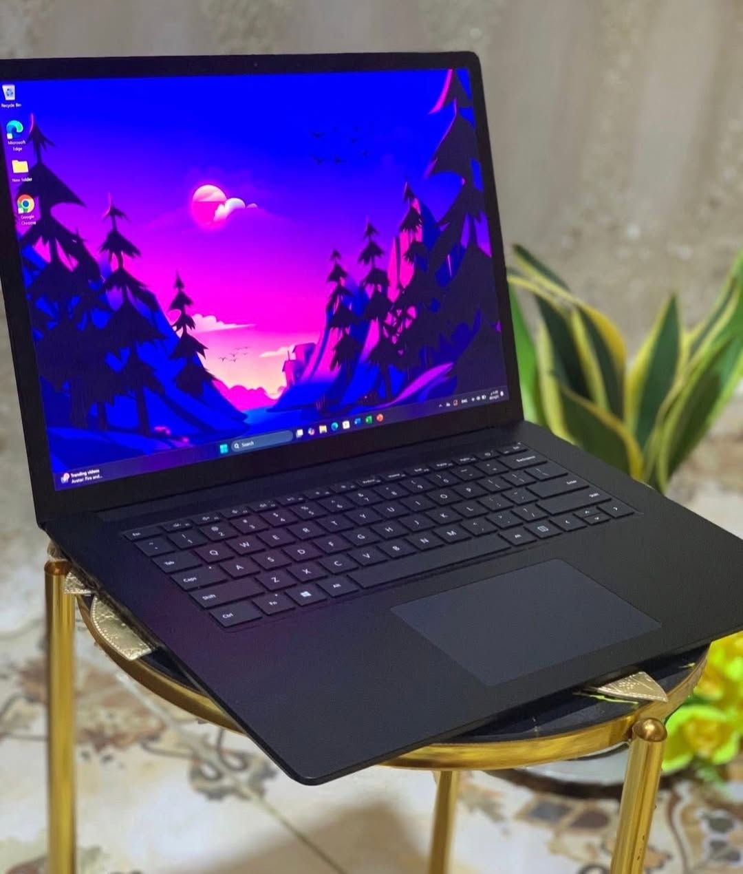 لابتوب سوبر سلم بشاشة ( 2k )ولمس ومعالج جيل حديث

مواصفات: 
لابتوب …. جيل 11  كور i5  الشاشة لمس سلس حجم 14 نوع البنل ips دقة الشاشة ( 2k )حقيقي وليس fhd الوان واضحه وحلوه كلش وباليوتيوب يكدر يشغلك ايضا 4k الهارد 512 من نوع  ssd m.2 nvme اسرع انواع الهاردات الرام 8 ddr4 تردد 4200 كلش سريع لابتوب كرت intel iris xe نوع واسم اللابتوب سيرفيس 4 نحيف وسوبر سلم شحن مغناطيسي مصنوع من المعدن والالمنيوم بالكامل كيبورد ضوئي باللون الابيض الشاشة تدعم القلم الكاميرا 720 واضحه جدا مفيده للمقابلات فتح بالوجه بصمه وجهه صوت يجي بتقنيه dolby atmos نقي وواضح لابتوب سلس جدا وسريع بالاستخدام زر التشغيل مايطول 3 ثواني ويفتح اللابتوب وايضا اللابتوب ملائم للهندسة والبرامج الاوفس والاوتوكاد والدراسة 

حالة اللابتوب : مشحون 100 مره فقط مستعمل قليل ولكن شبهة جديد ونظيف مع فحص شامل لحالة الجهاز مجانا

+ خدوش خفيف جدا بالظهر مالهن اي تاثير
السعر 575 الف  

مع تنصيب وندوز 11 برو اصلي مجاني  
ملحقاتها االشاحنة الاصلية والكارتون مكاني البصره ابو الخصيب***********
