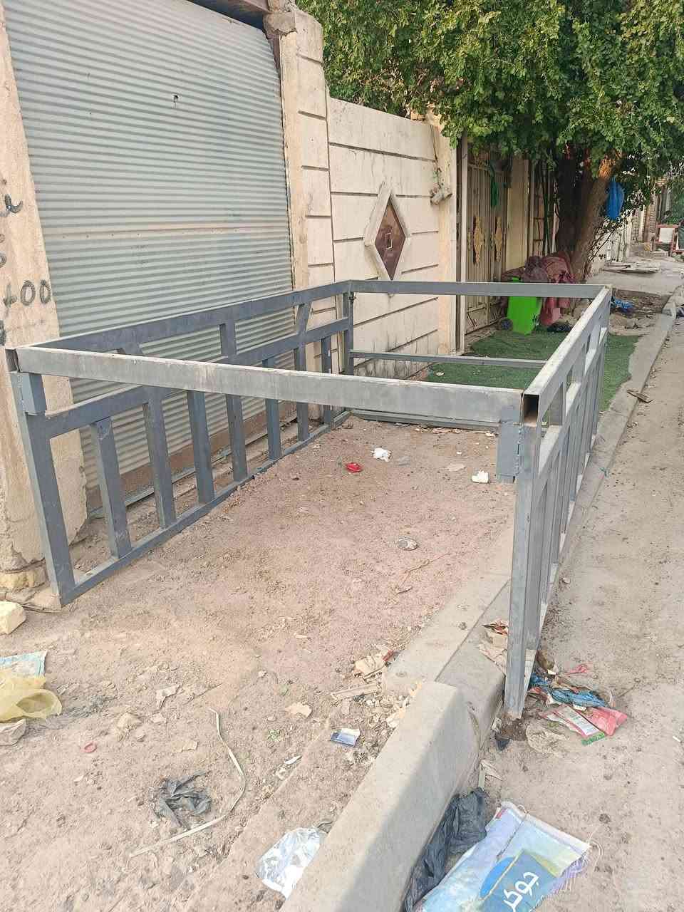 محجر كيه لبيع 200   ***********
