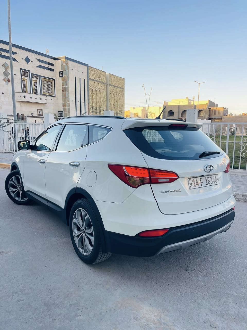 سلام عليكم 
للبيع أو مراوس حسب القناعه 
هونداي سنتافيا 2014 خليجي مكفوله 
من الضربه والصبغ والبارد والتبديل حتى الدعاميات وكفاله محرك وكير رقم دولي جديد باسمي تحويل ثاني يوم سبعه راكب ثلاث قطع تبريد تحكم ستيرا وكامره بالمرايه بلاديه ومري شفط تخم تاير وحداديه كله نافضه جديد مابيه نقص الحمدالله جاهزه 
مكاني البصره الجبيله قرب مول بصره تايم 
للاستفسار 
***********
