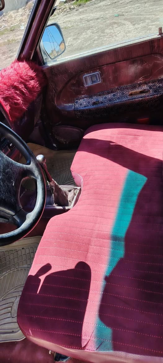 سلام عليكم دير للبيع موديل ٢٠٠٦رقم واصط مشروع وطني تحويل مباشر سياره عله وضع شركه مكينه وكير وحداديه جديده كهربيهات كله شقاله دوشمه جديده سيارة بخاخ مو كابريته  مكانه ديوانيه رقم *********** سعر ٣٣وبيه مجال
