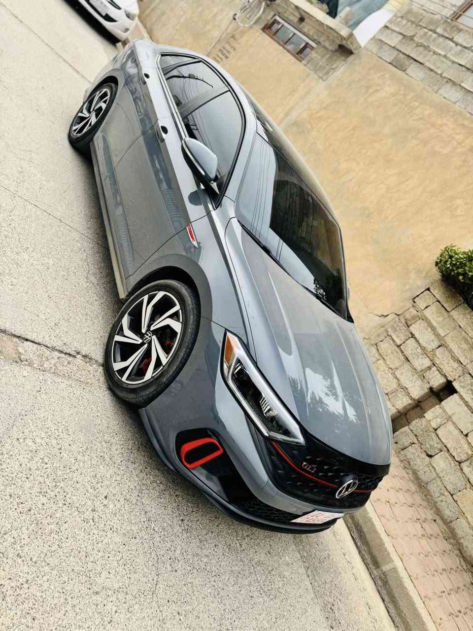 Volkswagen Jetta 2024 GLI Autobhan
16000 مایل ڕۆیوە 
سبوغ / نیو پارچە سبوغە
ارباگ/ بەس شان 
مواسەفات/ پانۆراماو رادارو خەتی جادەو شغال و کوشنی ساردو گەرمو سوکان هیتر زۆر مواسەفاتی تر 
ژمارە کاتی 
سۆنەرو رەسمی حادیسەم داناوە 
***********.WhatsApp
