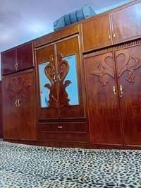 كنتور • جديد • ست أبواب
