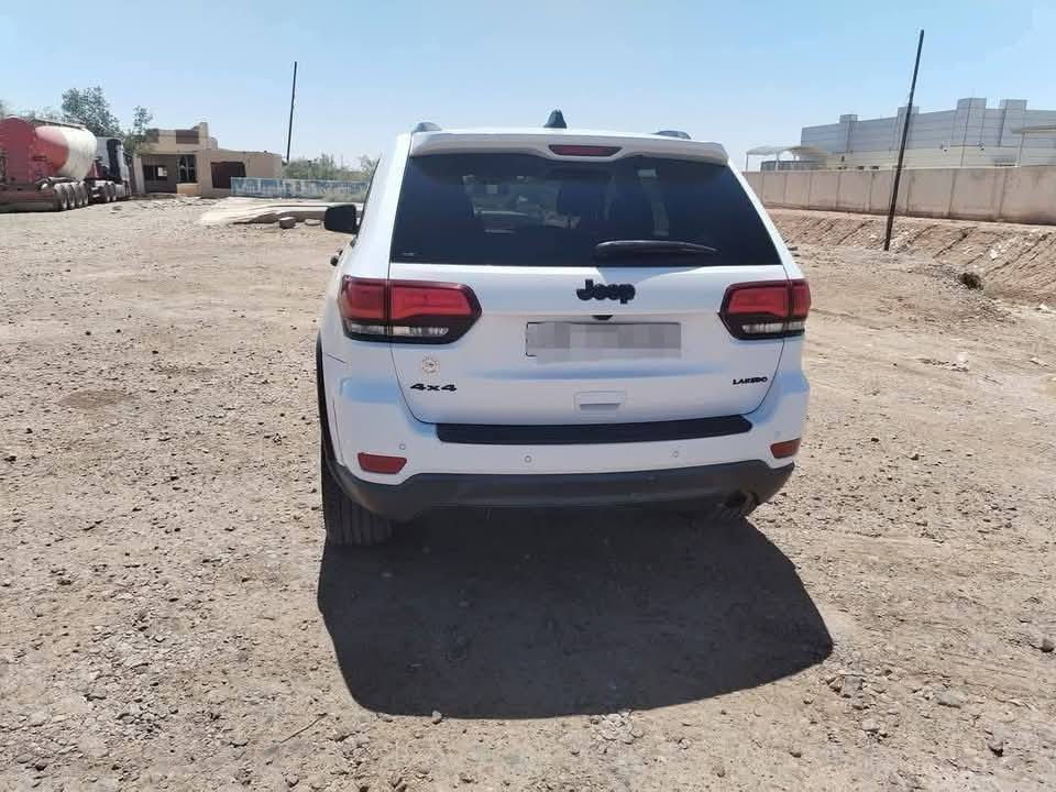 جيب موديل 2020 رقم اربيل حادث السياره شبر بارد فقط جميع الارباكات سليمه ***********
المواصفات:
1️ محرك 3600
 2  بصمة تشغيل + بصمة أبواب
3️ تشغيل عن بعد
4️ شاشه وسط كار بلي 
5️ كرسي السائق كهرباء 
6️ شوته رياضية kn 
7️ تيربو كهرباء 
8️ نظام اطفاء المحرك عند الوقوف 
9️ نظام سبوت تسارع 
10 ️ حساسات جانبيه نقطه عمياء 
11  نظام ECO تقليل صرف الوقود
