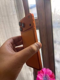 اجهزه اكس ماكس محدث 17 بطاريه 100 نضافه 100 وكل مواصفاته فول فلاش شغال...