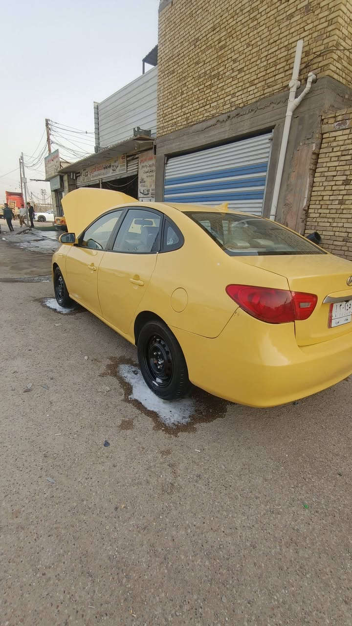 سلام عليكم النترا مديل 2010رقم بغداد بسمي سياره محرك بيه تنقيص حداديه وتخم تاير توني شاده تبريد ضعف بيه وبيه ٣قطع تبديل مكان ناصرية سعر ٨٣هاذه رقم ***********
