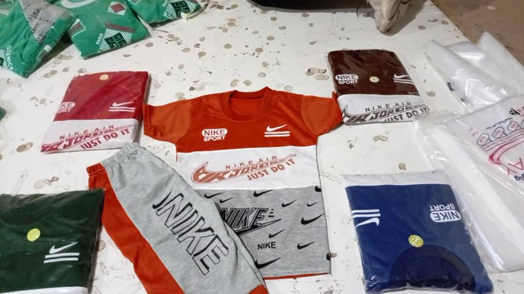 بجامة ولادي قطن توفليس وطني قطعة دهب 😍😍
المقاس وسط 
السعر حرق 🔥🔥🔥


**إذا كنت صاحب هذا الإعلان وتريد حذفه لأي سبب، رجاءا أرسل رسالة إلى الدعم الفني**