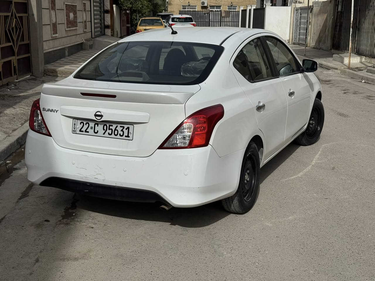 سلام عليكم  سني موديل 24 مصري كفالة من الزلغ عدا الدعامية الخلفية ماشية 61 السعر 120 وبي مجال بسيط ***********
