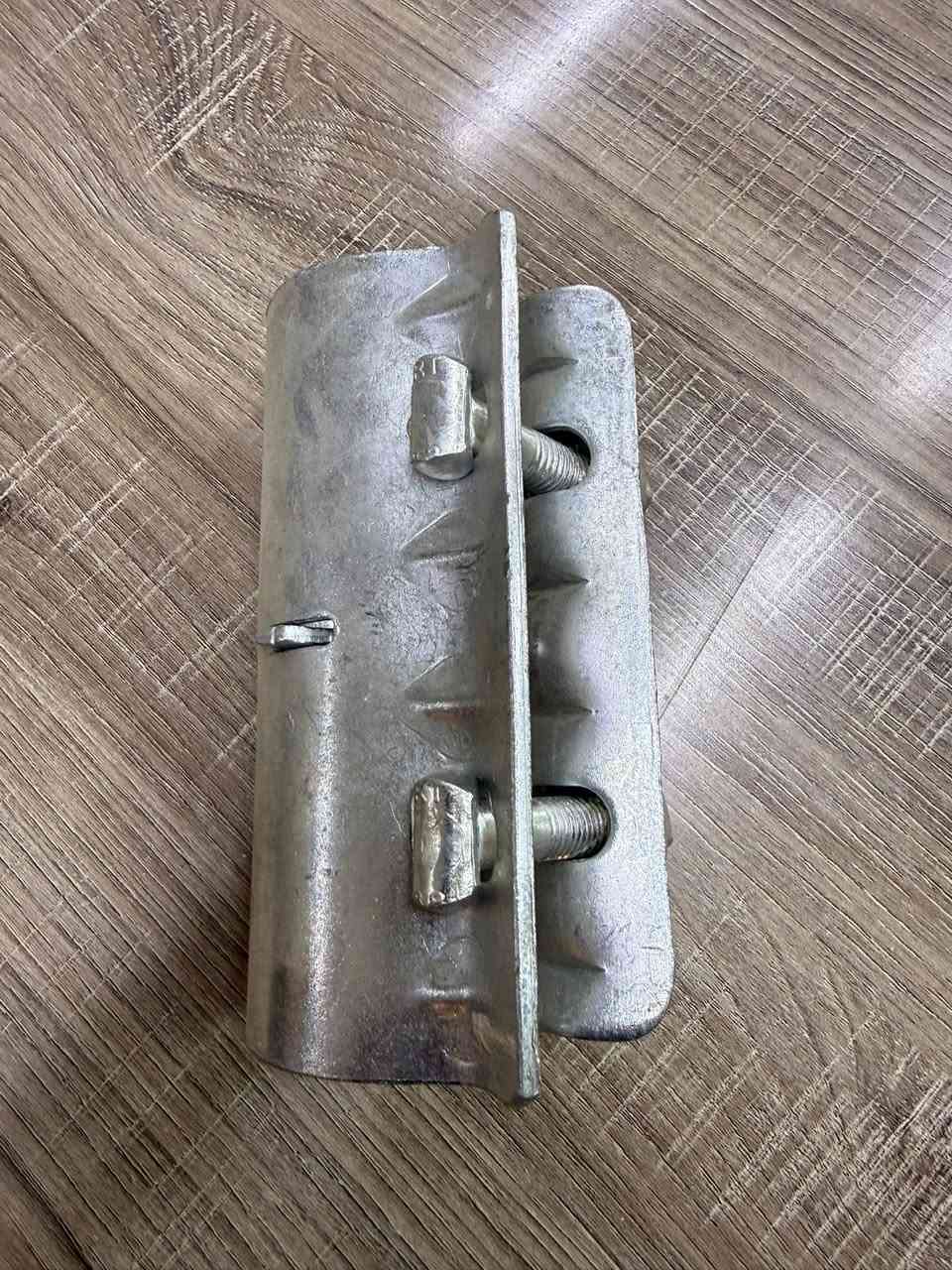 ***********
