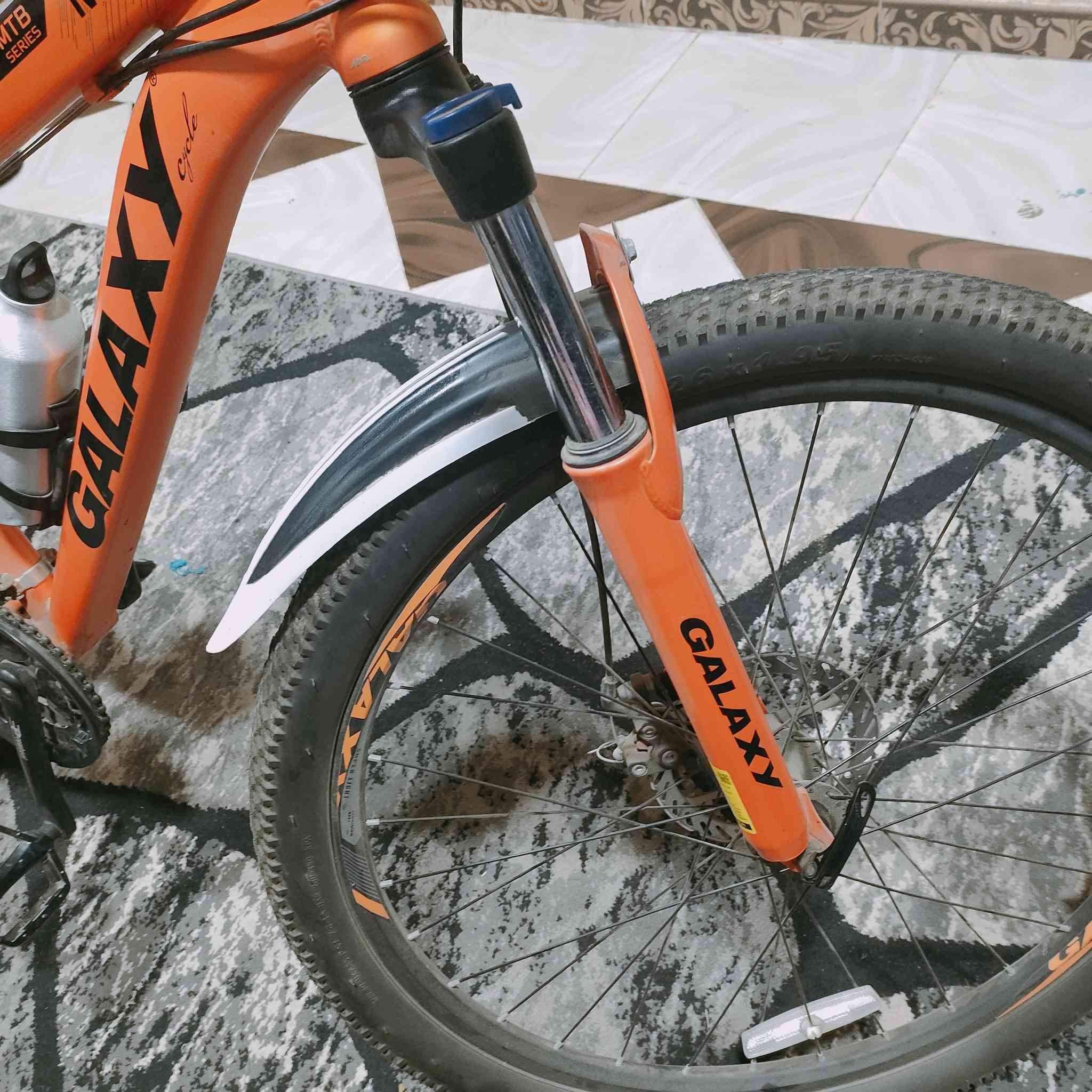 متاح للبدل بمشاية كهربائية
عجلة جلاكسى M55 الغنية عن العريف  24 سرعة مقاس 26 زيرو  التواصل خاص


**إذا كنت صاحب هذا الإعلان وتريد حذفه لأي سبب، رجاءا أرسل رسالة إلى الدعم الفني**