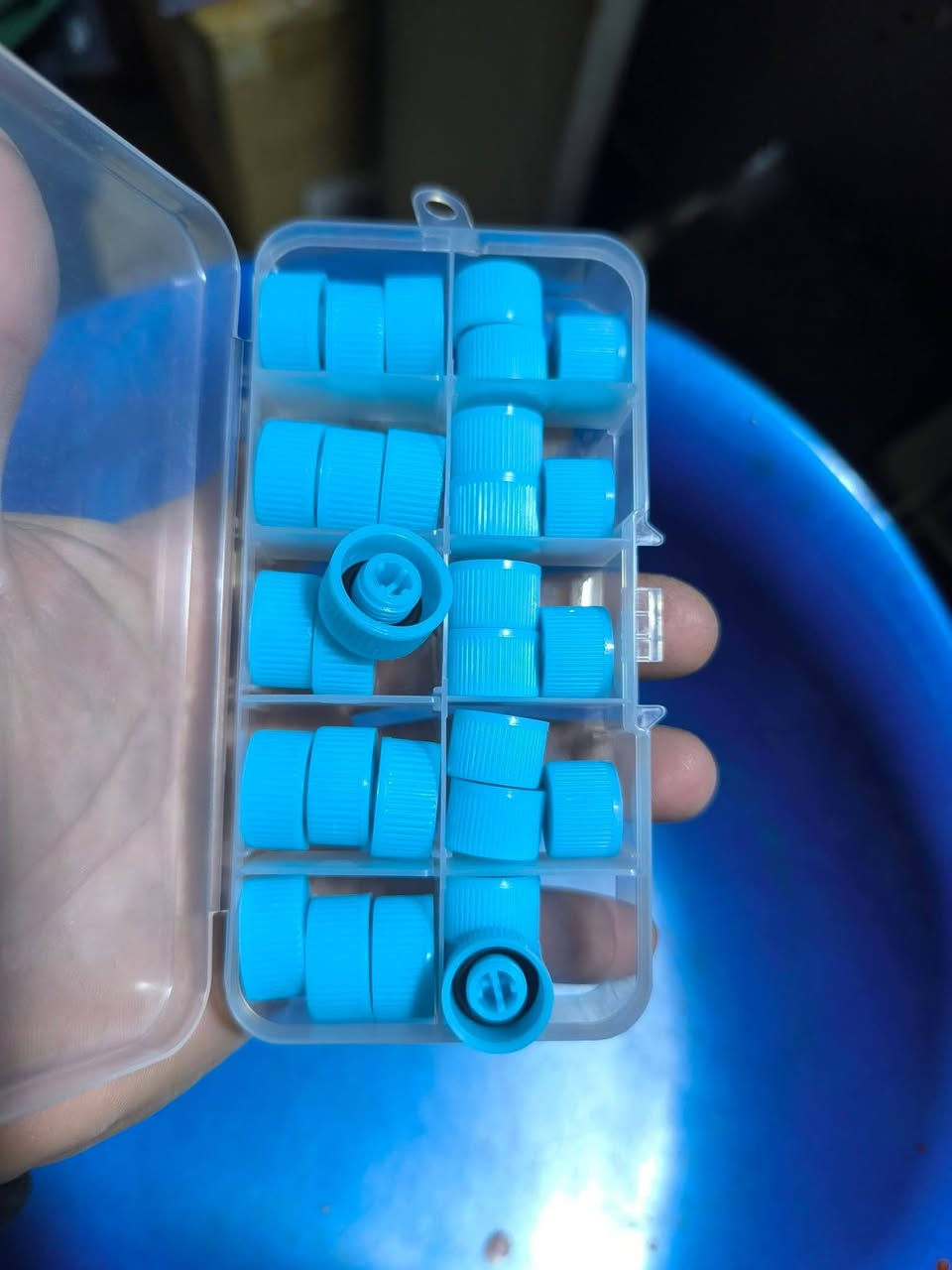 تواصل خاص او واتساب ***********
