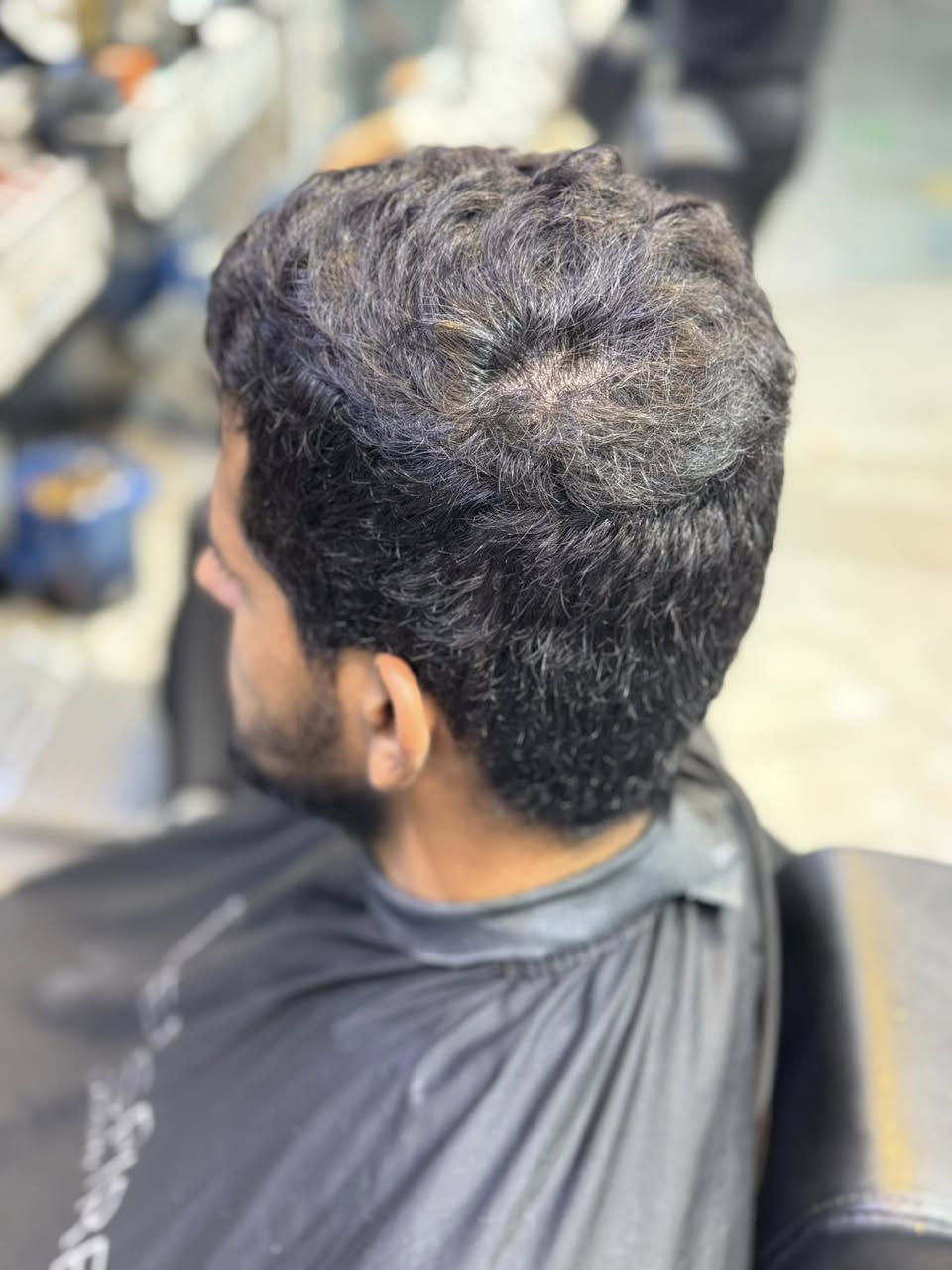 السلام عليكم زبائننا الكرام
أهلاً وسهلاً بيكم وتنورونا ل(حلاقة حيدر الأنيق) 💈

🔴بعد الاتصال برقم الحلاق تشرفونا قبل 3 أيام من يوم العيد لموعد الحلاقه بسبب الزخم  لعدم إحراج الحلاق وتأخير الزبون الكريم في ليلة العيد

📍العنوان : مخرج بوابة 🅱️ مقابيل جسر المشاة

الرزق الدائم للجميع يارب 🌹

علي الحلاق ☎️ ***********
