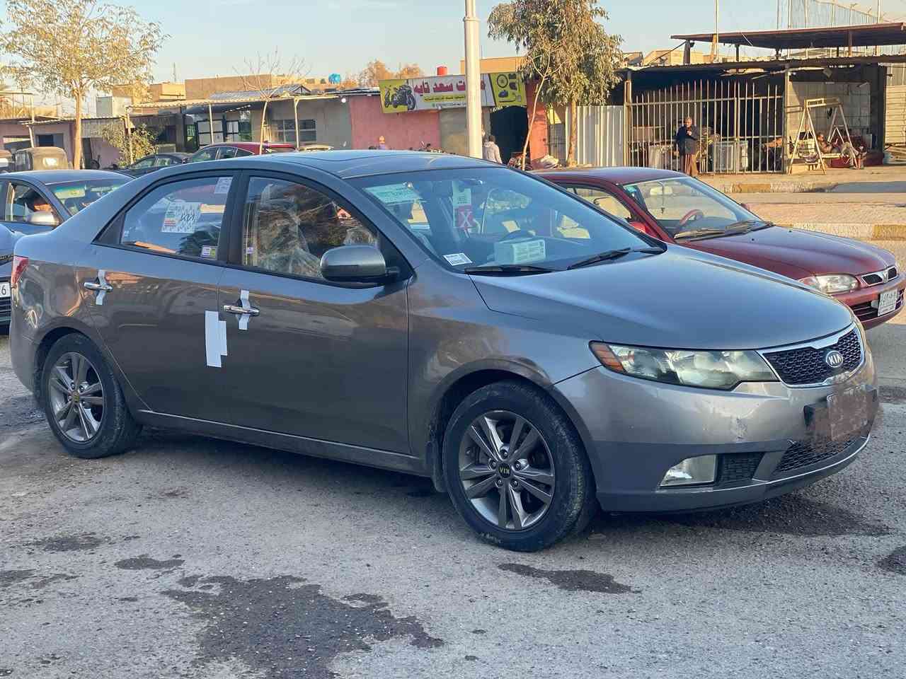 السلام عليكم فورتي 2011فول مواصفات بصمه فتحه كشنات جلد اشاير بالمري  رقم انبار بيه صبغ بالهلال الخلفي الجهة اليمنى  محرك 1600  اخت المكفوله سعره 105  بيه مجال بسيط السياره مكانه الانبار هيت للاستفسار اكثر اتصل عالرقم التالي
***********
