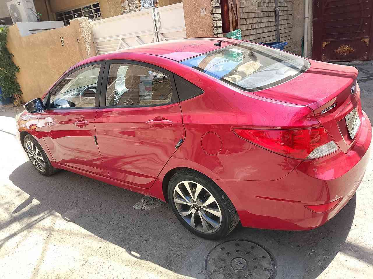 السلام عليكم
اكسنت 17 خليجي محرك 1600 قطرتين وباقي المواصفات معروفة بيها قطعتين صبغ باسمي السعر 90 وبيها مجال ماشية 174 الف للاستفسار ***********
