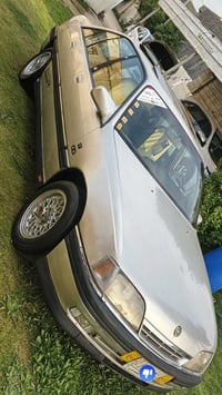 اوبل اوميكا • ١٩٩٢ • الرمادي