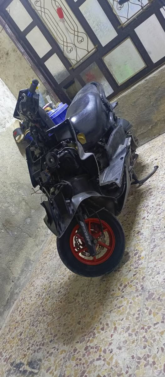 سلام عليكم البيع تشتغل من تحمه تكطع نار درجة لبيع فقط كفلهه من عقل ومحرك يشك الكاع وناعمه البيع قفل ٣٥٠
بكاني الغرير ساحت الوسكار ***********
