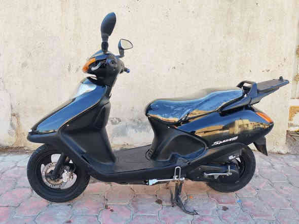 سبيسي ياباني للبيع على وضع البلاد اول فتحه تنفتح مكينه ناعمه كفر وكابريتر اصلي مابيها نقص السعر ٦٥٠  المكان كوت***********
