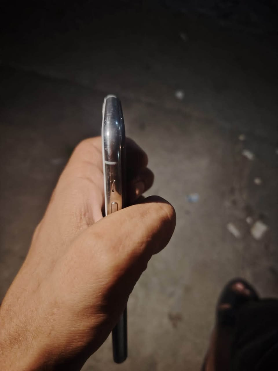 سلام عليكم ١١برو ماكس مبدل شاشه اصليه فيس ايدي شغال بطاريه٧١اصليه شرط جهاز فول نضافه ذاكره٦٤ تك سيم يرهم مراوس او بيع السعر ٢٨٠وبيً مجال قليل بي نقطه صغيره متاثر


**إذا كنت صاحب هذا الإعلان وتريد حذفه لأي سبب، رجاءا أرسل رسالة إلى الدعم الفني**
