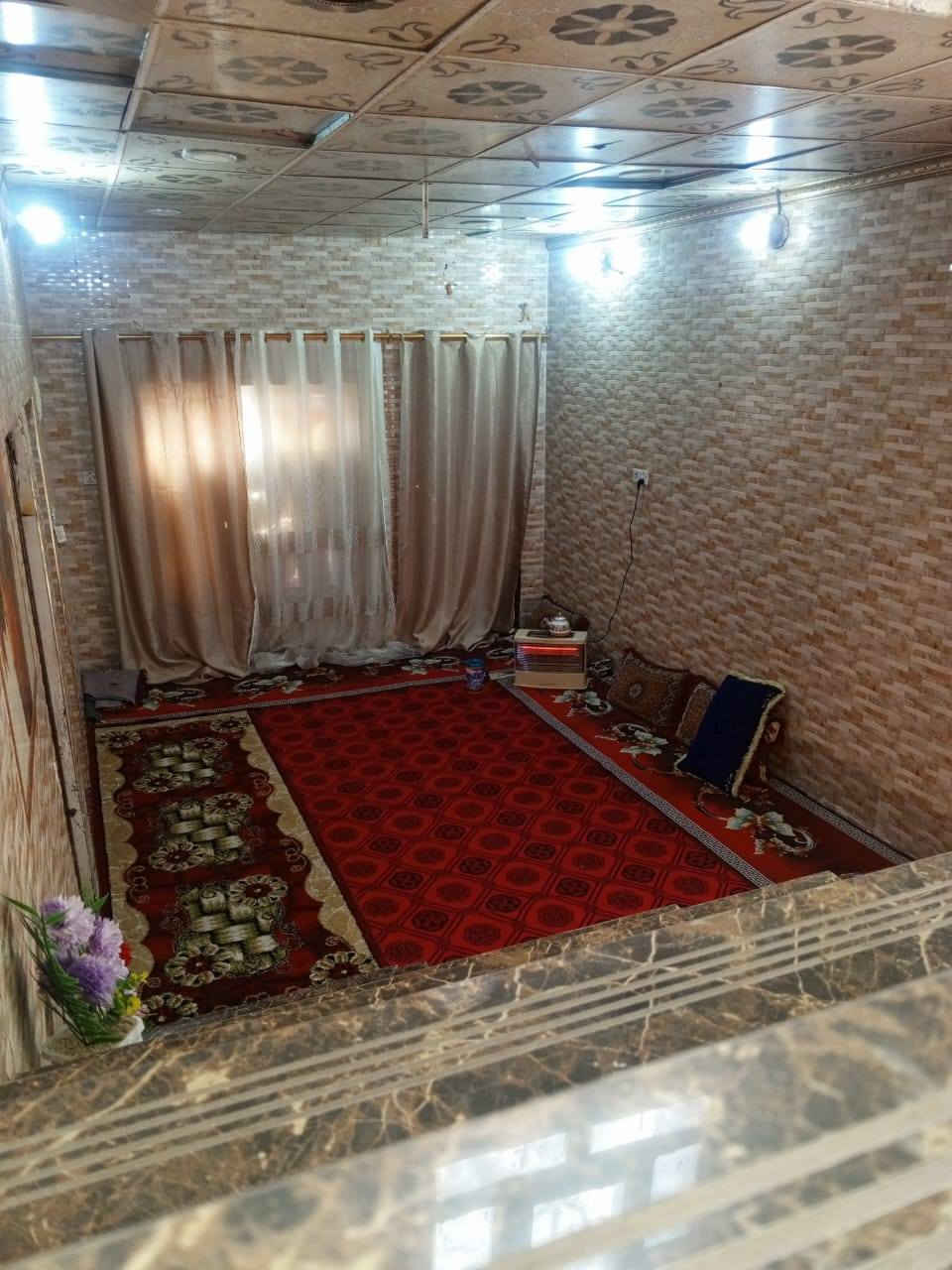 سلام عليكم  دار🏠 البيع 
حي الامين شارع سيد حسين ابو النشائيه  
مساحه 210
يتكون من غرفه وصاله ومطبخ وصحيات داخليه وخارجيه 
كافت الخدمات متوفره 
ماء كهرباء 
تبليط 
ارصفه 
مجاري 
 والسعر مناسب للستفسار ***********

ما متواجد عل فيس فقط وتساب
