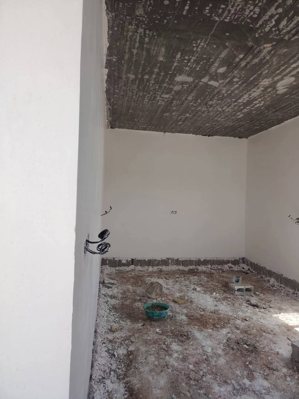 شقل جص درجه اوله   والبخ طرگ مالج 2250 يعني الفين وربع والرزق عله الله وهاذه رقمي ***********جص وسمنت ملاحضه المصاطر3500المتر
