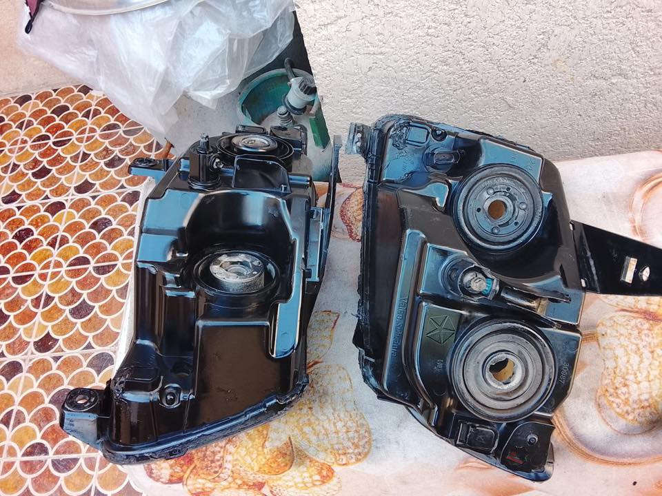 سلام عليكم ..بنيد جيب كراند شيروكي بلادي موديل 19 قيم واخذ بي فطر بسيط بمقدمته وموضح بالصور
مازدات كراند شيروكي 2011 فقط مازدات بدون كلوبات وموضح بالصور نضافته قيم واخذ
فريم ممه (جيب بزون) موضح نضافتها بالصوره قيم واخذ 
مكاني ميسان وتوصيل موجود وين ماتريد ورقمي للتواصل *********** متواجد اتصال وواتساب وفيس قليل
