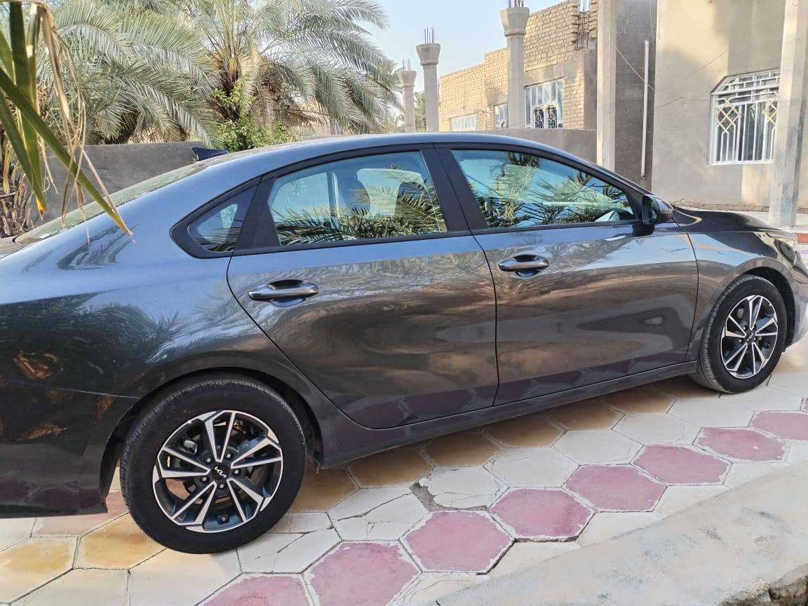 للبيع او مراوس بتكسي خليجي 
فورتي موديل 2024 مكينه 2000 دوش مرقم مثنى معوقين دولي وهزة جديده وكاله عامه مباشر من المعوق بأي وقت حادث كلش بسيط بنيد صبغ فقط بدون تبديل عابر ماشيه 47
سياره جديده بمعنى الكلمه مكان سياره السماوه الوركاء 
*********** /اتصال
