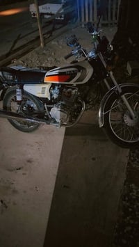 شباب دراجه للبيع نامه مديل 2025 اوراق كامله شرط الترقيم دراجه مابيه اي...