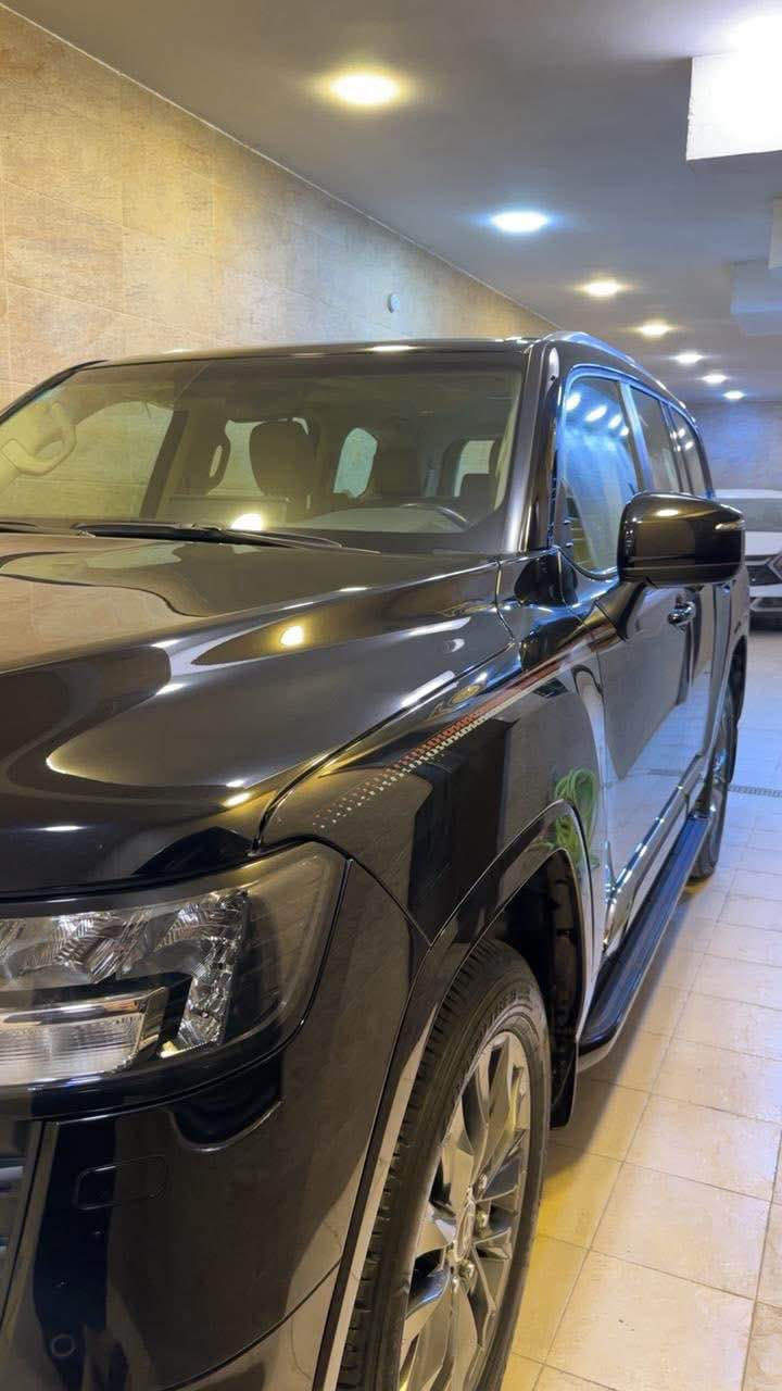 لاندكروز 2024 gxr لمتد بريم اصلي 
بدون بردة خلفية لون اسود 

ماشية 14 الف مكفوله كفاله عامه عدا رصعه كد اصبع صغير مسحوبه pdr 

مواصفات السيارة / كامرات اصلي 360 / صندوك كهرباء اصلي / كشنات جلد وكهرباء / شاشات 3 اصلي شركه / مري شفط / 8 ايرباك / تبريد بالكشنات / وباقي المواصفات المعروفه للبريم 

مكاني بغداد الكرادة العرصات 

*********** بغداد, العراق
