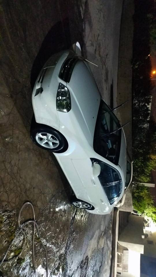 2010 گێر عادی گێر و مەکینە شەرت سبغ ئێك قتعە بێ داخلی تلفون *********** زاخو, دهوك
