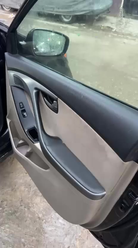 النتر 2016
السعر 105
رقم ***********
تفصل السيارة بيه باب بدل عكس السايق الحدث مال أمريكا 
محرك 2000 بي ارجز الحار
كيرصدرالامامي والخلفي جديد
