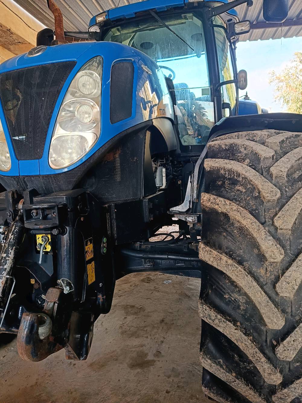 مكينة نيو هولاند T7070 موديل 2011 مكفولة كفالة عامة بعدها كلشي وضع شركة مشتغلة 9500 ساعة هيدرو فول مواصفات جاهزة للشغل ما ناقصها شي 
العنوان / كركوك / قضاء الحويجة 
ما هي سنة التصنيع؟: 
2011
كم ساعة تشغيل المحرك؟: 
9500
هل هناك أي صيانة لازمة؟: 
لايوجد المكينة بحالة ممتازة
ما هو موقعك الحالي في العراق؟: 
كركوك قضاء الحويجة 
هل لديك سعر محدد للبيع؟: 
540$ ورقة