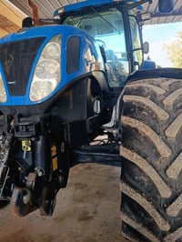نيو هولاند T7070 • موديل ٢٠١١ • ٩٥٠٠ ساعة