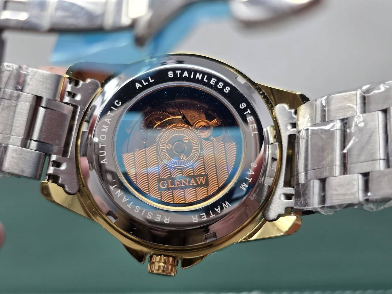 ((مزاد يبدأ من 30 ألف وينتهي في الساعة 6 صباحًا))
ساعة ماركة GLE'NAW من أمازون، شكل مميز 
ماكينة أوتوماتيكية مقاومة للماء، كاملة الاختام،
 وزن ثقيل، زجاج زفير مقاوم للخدش والصدمات. 
مكاني كربلاء (متوفر توصيل).


**إذا كنت صاحب هذا الإعلان وتريد حذفه لأي سبب، رجاءا أرسل رسالة إلى الدعم الفني**