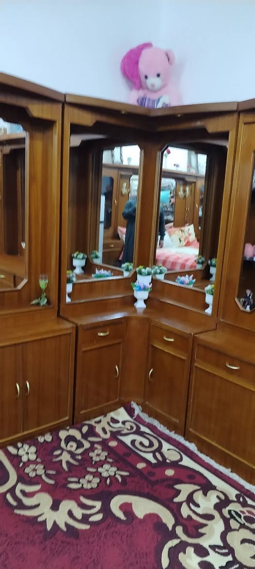 غرف نوم حطاطه تكمه ثكيله من الاوليات شرط كوه تنشال بدون كنتور مع بوفيه شغل الاوليات للبيع مليون 100 مكان 5 كيلوا حي الزيتون


**إذا كنت صاحب هذا الإعلان وتريد حذفه لأي سبب، رجاءا أرسل رسالة إلى الدعم الفني**