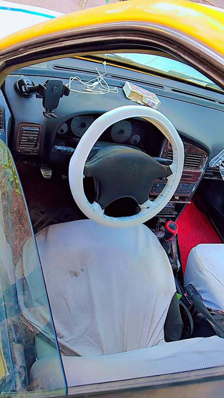 السلام وعليكم بيجو بارص موديل 2015سياره خير من الله كير ومكينة مكفولات صدر 75/ب 100بيها جاملغ الخلفي ذابين بطش واكع الصبغ السياره عوزها بطاين باب السايق وباب الصدر بور جديد داينمو جديد سلف جديد مازدات بكلايت دعاميات جديد مال واحد يطلع بيها بوجها شغل بيع او مراوس عليها غرامات اتريد اصفر اتريد انته اصفر شعندك مراوس نزل مكاني بغداد الحسينية ***********
