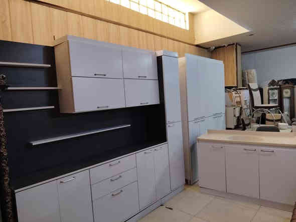 كاونتر لبيع العنوان سليمانيه سرجنار شارع ابو سناء مجاور فندق برج الحياة رقم موبايل *********** وتساب
