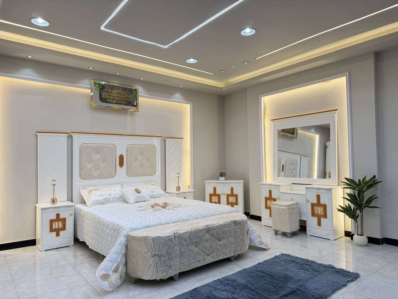 غرف نجارة عراقية 💯💯
السرير بلوك 6 ارجل، 200 سم طول، 160 سم عرض السرير
مع شازلون و طابوريه بسعر مناسب عروضات الشهر الكريم
___________________
تاخمی ژووری نوستن کامل مواسەفات
تەخت 200 سم درێژی، 160 سم پانی. لەگەل دۆلاب و مێزتەوالێت بە گونجاوترین نرخ بەبۆنەی مانگی پیرۆزی ڕەمەزان


**إذا كنت صاحب هذا الإعلان وتريد حذفه لأي سبب، رجاءا أرسل رسالة إلى الدعم الفني**