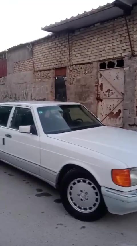 للبيع ب 38 ورقة قفل قفل
موديل 1986 
بيها كير ومكينة بطة3000
مكفولات  
باقي التفاصيل بل فيديو
الرقم :***********
