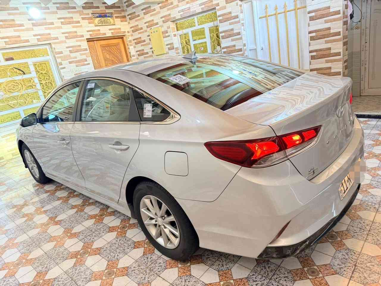 يالله ...
السلام عليكم ورحمة الله وبركاته...
هوندآي سوناتا 2019 بغداد  حرة سنوية جديدة وهزة جديده أرقام دولي مشروع وطني تحويل مباشر للمشتري . 
وارد أمريكي ضرر خفيف(صور ضرر مرفقه بالمنشور ) (بدون ايرباك ) 
صبغ طرف البنيد ومقدمة الچاملغ الأمامي الأيمن فقط ليبل واحد بدون تبديل والباقي كفاله من البارد والشخوط . 
محرك وكير مكفولات حجم المحرك 2400 برغي ما مفتوح. 
جاهزه من حداديه وتبريد وتواير وكهربائيات وغيرها . ماشيه 60 الف ع وضع الشركة. 
مواصفات معروفه وحلوه شاشه كبيره كامره دواره شاشه ترحيب تحكم اربع جهات مثبت سرعه نظام سبورت بلاجكتورات لد شمعه لايتات زنون رموت حافظه رادار بالمري رادار خلفي تحديد مسار توقف ذاتي دسك أمامي خلفي ويل كب كروم سياره جديده وجاهزه وع وضع الشركة مكاني ناصريه مركز للإستفسار أنتصل وبخدمتك 
***********
*********** 
سعرها ب 150 بيه مجال للشراي وانا بخدمه الجميع .
