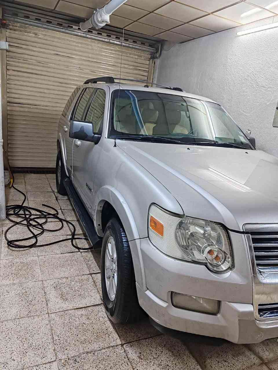 فورد ئیکسپلۆرەر ٢٠٠٨ بێ بۆیاخ بێ دەعم سەنەوی تا ٢٠٣٠ تازەیە *********** السليمانية, العراق
