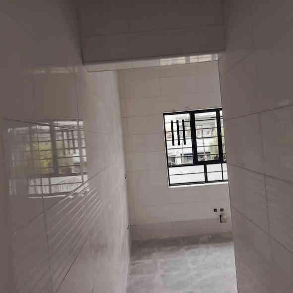 اعلان طب عل صور وشوف الشغل اني مقاول ابني الهيكل 100متر طابق واحد ب10مليون طابقين ب19مليون شغل درجه اولا نستقبل كل المساحات والترميم اي ستفسار مراجعة المكتب في حي التعليم أو مراسلت الصفحه او الاتصال علا الارقام *********** او *********** اسيا بي واتساب ومستعدين لتسلم المفتاح حسب التفاق
