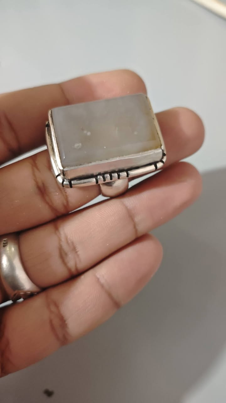 للبيع او مراوس يماني تحفة صياغة يدوية حيل ثكيلة مكاني ناصرية


**إذا كنت صاحب هذا الإعلان وتريد حذفه لأي سبب، رجاءا أرسل رسالة إلى الدعم الفني**