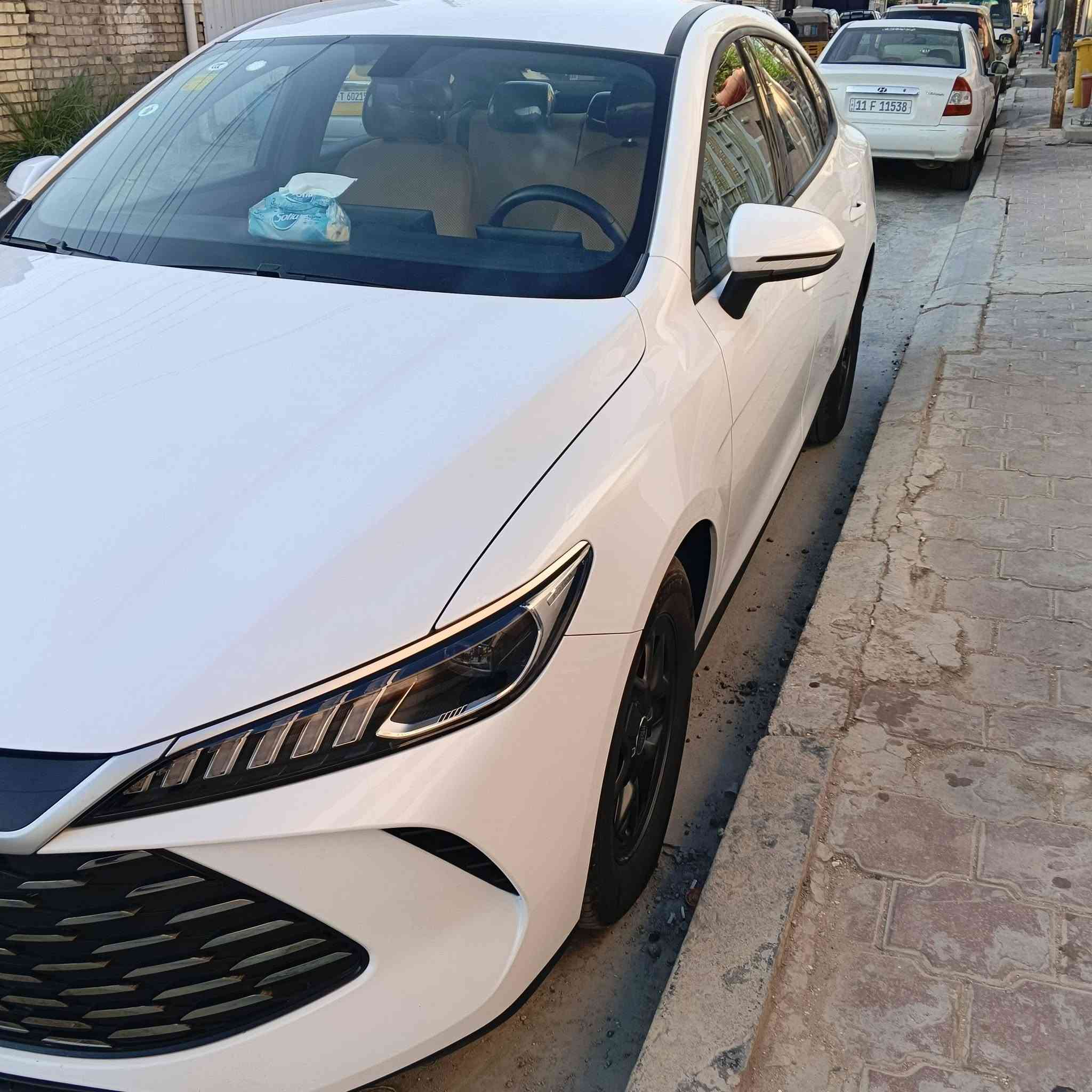 السلام عليكم بي واي دي كن بلاس مكفوله كفاله عامه السعر 18.600.00 الرقم ***********
