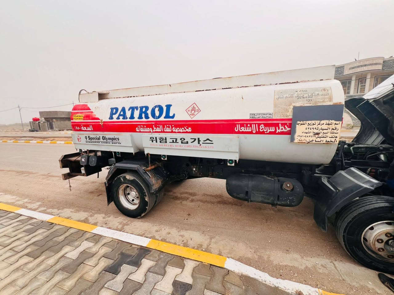 السلام عليكم
دنكر للبيع 
 مارسدس البه
موديل 91
كير محرك اكسل 
كفاله عامه 
كهربائيات شغاله 
مسجل بل سنويه 
لوري حوضيه وقود
رقم بغداد تحويل مباشر 
المكان بابل الشوملي
السعر 135
 ***********
***********
