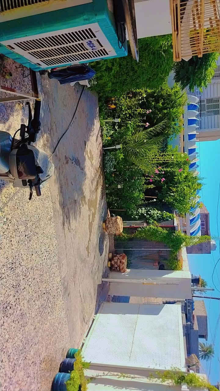 دار المساحة ٣٠٠ متر طابو زراعي سند ٢٥ نهاية شارع العلوة قرب ملعب علي الطويل بسعر مناسب جدا بناء جيد جدا للاستفسار الاتصال على الرقم *********** او مراجعة مكتب الديار
