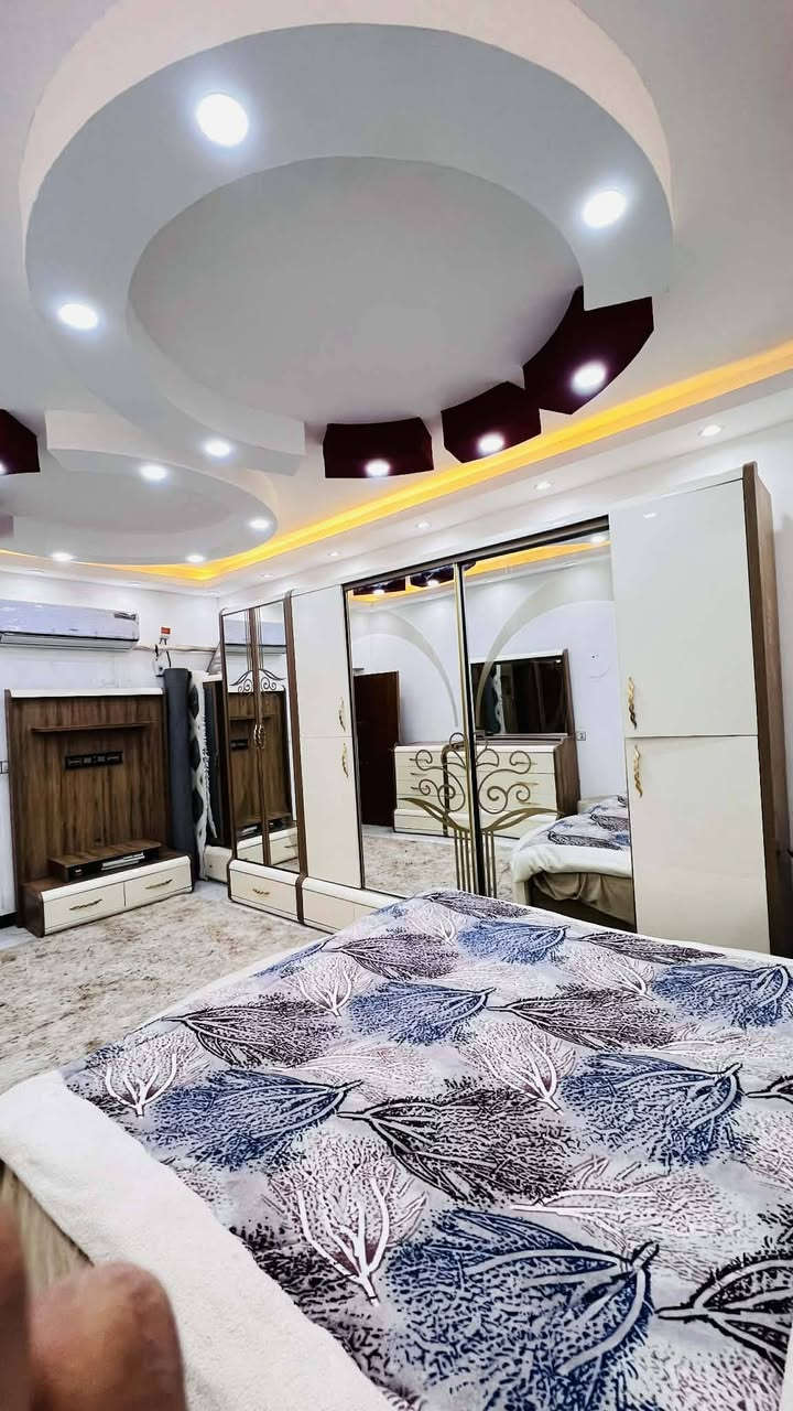 يا الله ....بيع مستعجيل /تم خصم السعر
غرفة تركي تكمة ١٢ قطعة نظافة 90%
استعمال قليل جدا 
السعر :800الف
للتواص اتصال/واتساب :***********
