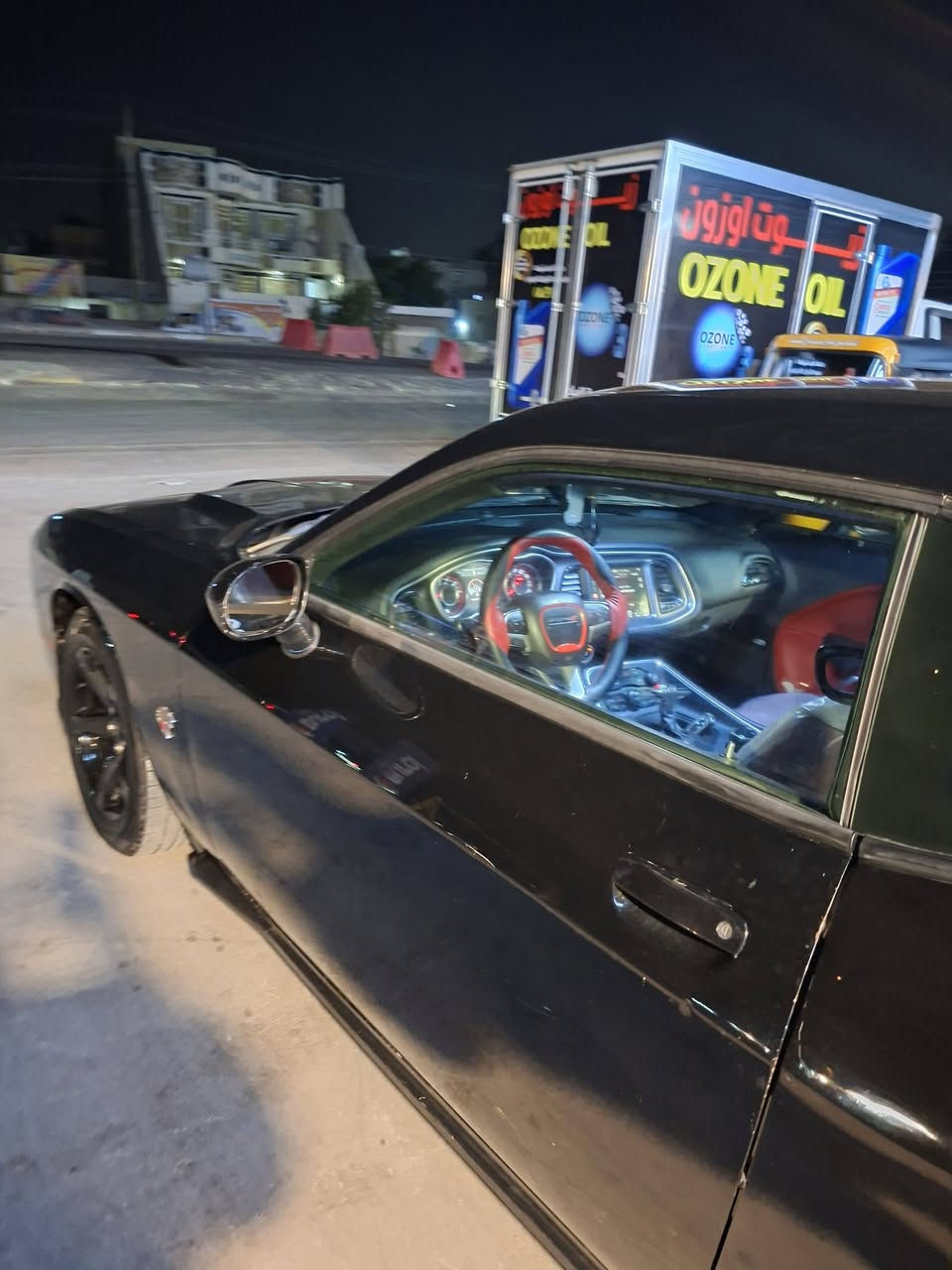 جالنجر 15
السلام عليكم 
فول فتحة ماشية 110الف ميل
بدون ايرباك 
حادثة تبديل باب السايق  
 وصبغ نصف الجاملغ الخلفي 
مع بارد بخشم الجاملغ الامامي مامبين 
شديتلها  منضومة زنون اصلي 
كير ومحرك مكفول  واكعة عليها رصاصة بالصندوك 
موضحة بالصور
مكانها  بغداد
السعر ١٥٠ ورقة
الاتصال ***********
